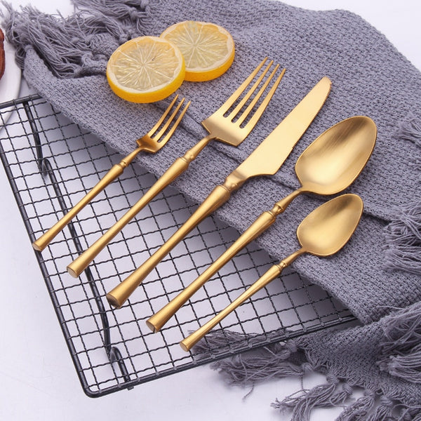 2019 New Gold Cutlery Knives Sets Spoons Forks and Knives 304 Stainless Steel Western Kitchen Food Tableware Dinner Set