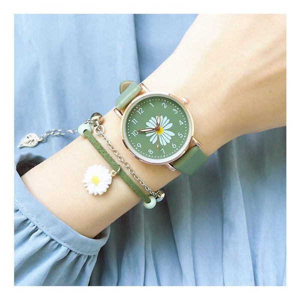 Fresh Daisy Dial Design Ladies Wristwatches 2021 Fashion Casual Women Flower Watches Simple Number Woman Leather Quartz Watch
